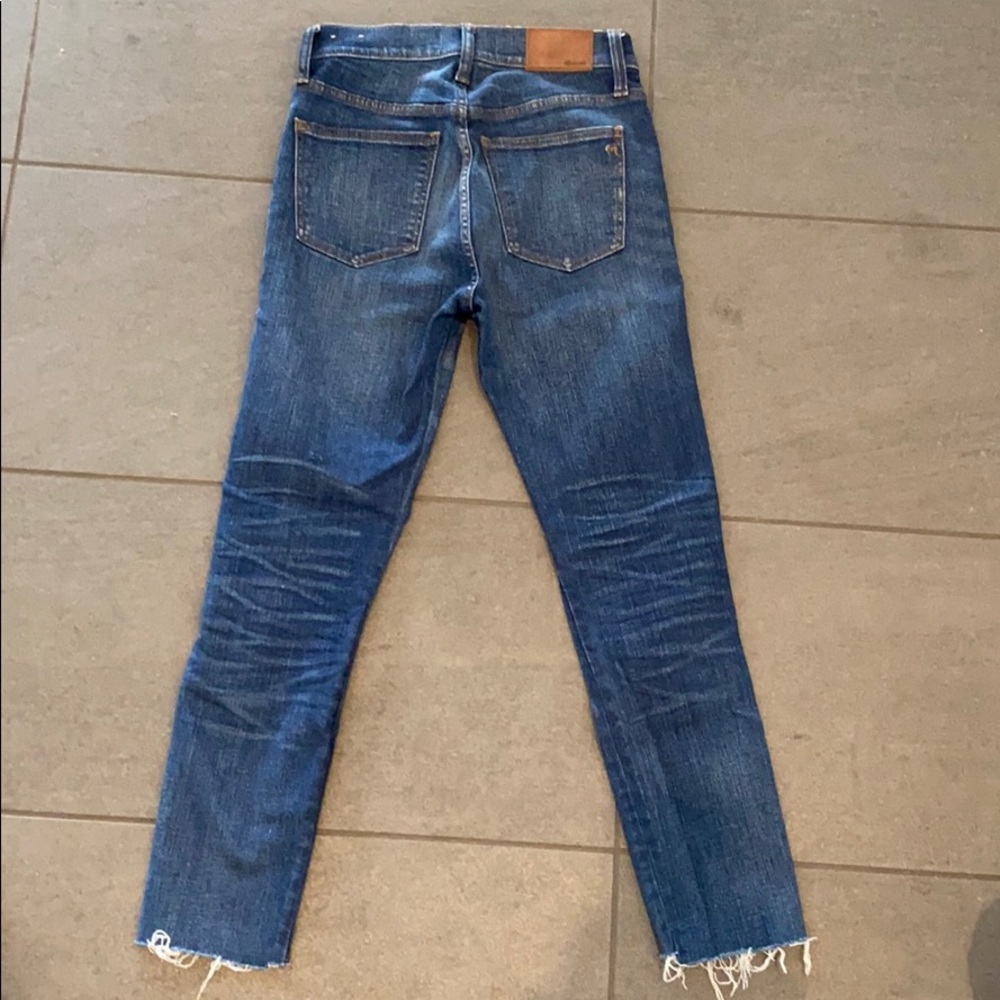 9" High Riser Skinny Skinny In Rip Repair - Picture 6 of 8